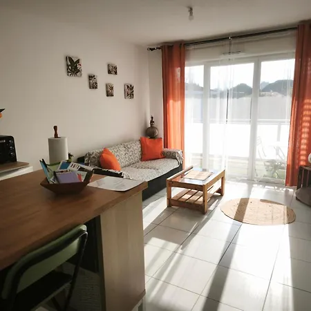 Entire 2-room Apartment,