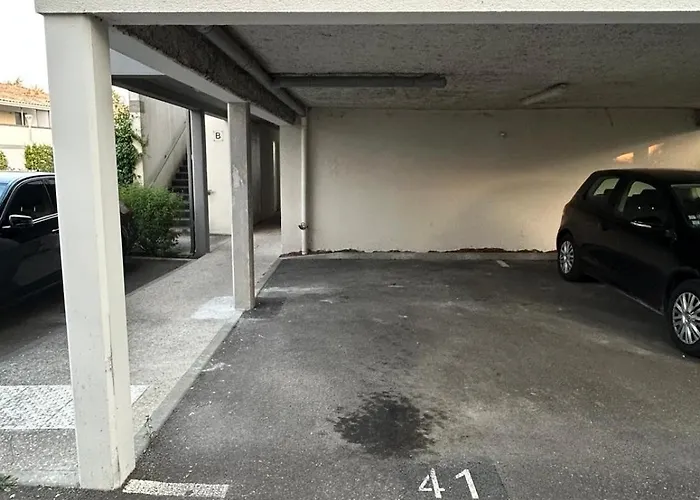 Entire 2-room Apartment,